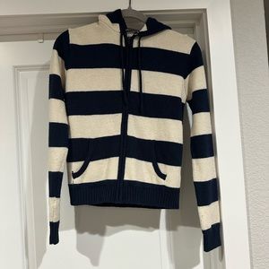 Brand new never worn brandy melville sweater